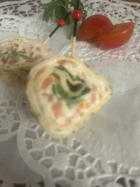 Thunfisch-Räucherlachs-Crêpe-Röllchen